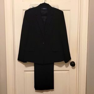 Jones Wear Essentials Black Suit